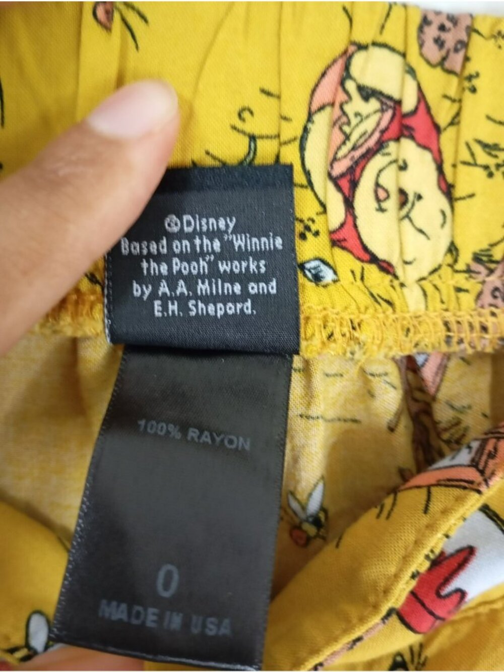 Disney Winnie The Pooh Yellow Skirt Button Front & All-Over Print Rayon Size 0 - Picture 6 of 10